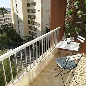 Mariana & Sirus' Apartamento